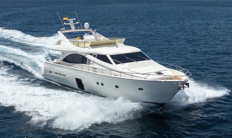 Ferretti Yachts 731