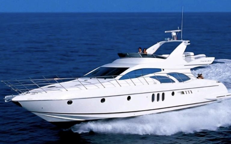 Azimut 62