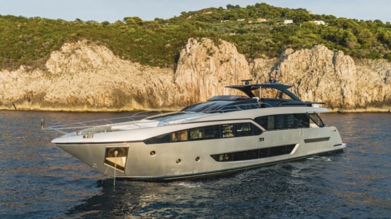 Riva 90 Argo