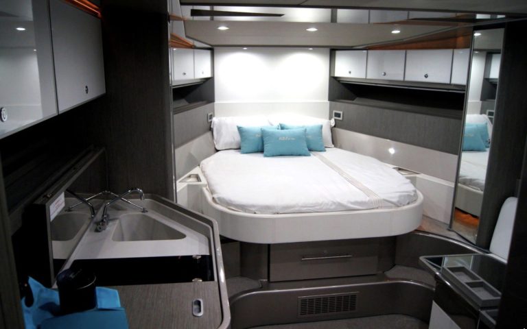 Yachtma Riva rivamar super cabin