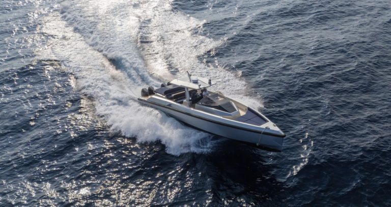 Wally Tender 48X