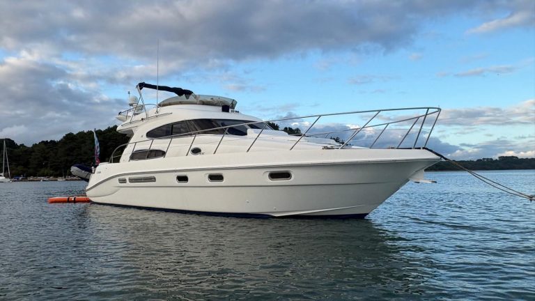 Sealine T47