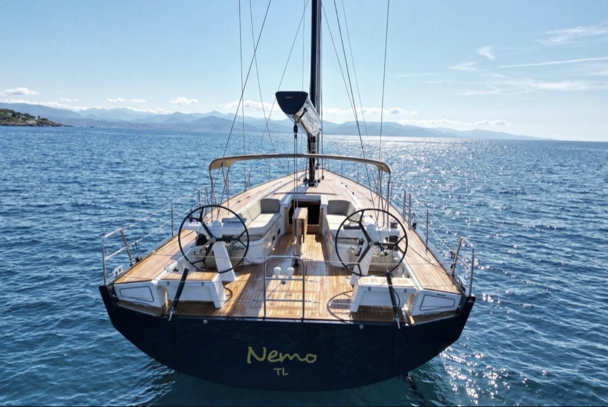 yachtma sailing boat