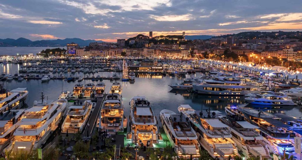 vision of Cannes harbor