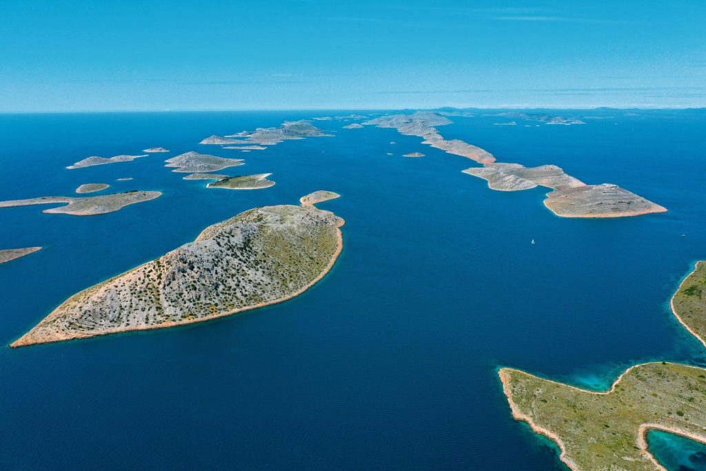 view from sky of Uncharted archipelagos